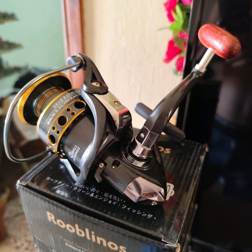 Fishing reel 7000 new in box