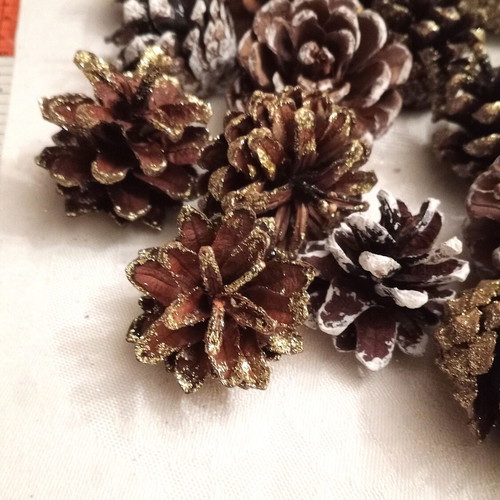 Decorative pine cones new, pack of 20 with glitter
