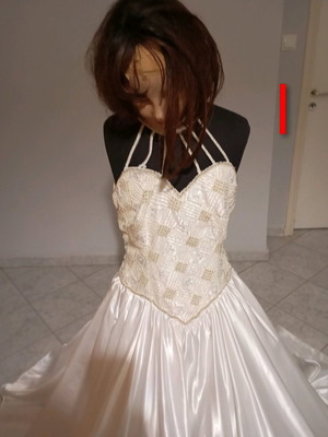 Embroidered wedding dress ivory satin size XL like new