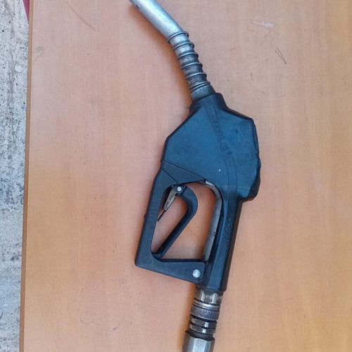 Fuel nozzle Φ20, AILE 11-A, curved aluminum, automatic with 3/4 connector
