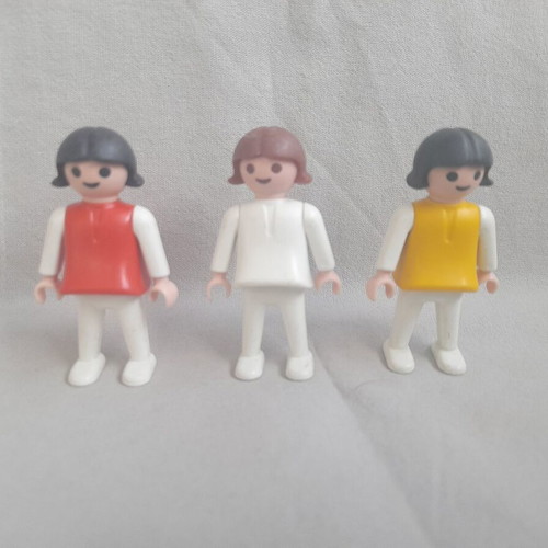 Playmobil used small girls figures set of 3