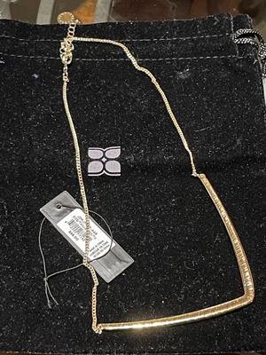 BCBG Pendant gold plated new, 50 cm length V shape