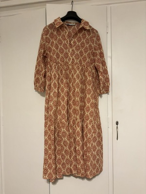 Summer dress Zara like new, colorful, size L