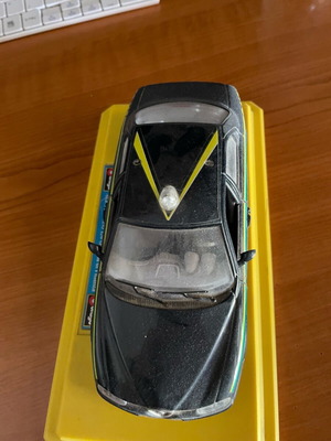 burago Alfa Romeo 156 finance guard 1:24