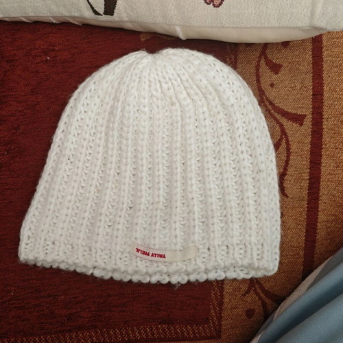 Knitted hat TALLY WEiJL like new