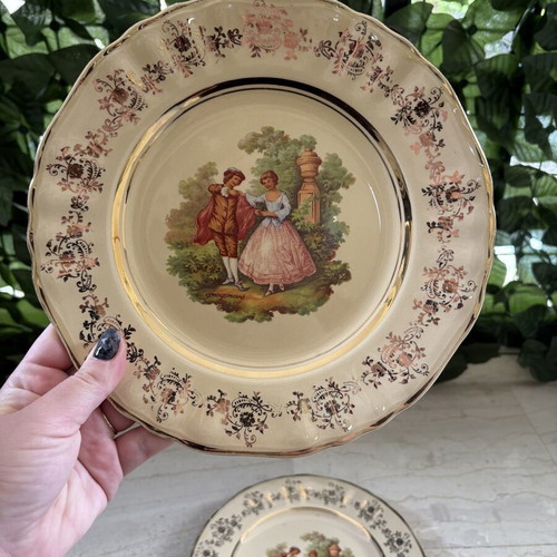 Vintage Keramikos Athens & Bavaria Germany decorative wall plates set