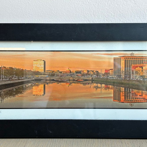 Dublin print painting like new, framed with glass