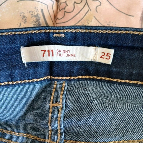 Levi's jeans like new, size 25, blue