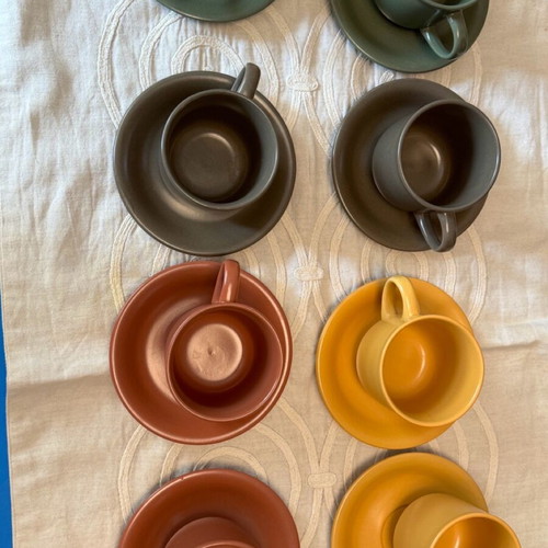 Set of 8 coffee cups with saucers new in earthy autumn shades