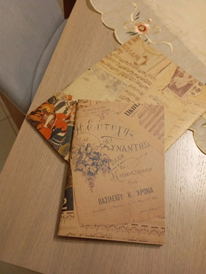Notebook and folder like new in excellent condition