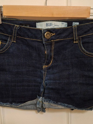 BSB denim shorts no 28 like new, blue