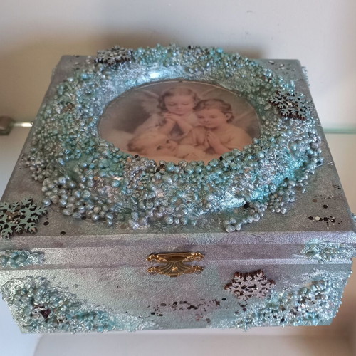 Christmas handmade wooden box new 21×21×10 cm
