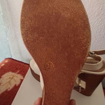 Alta Moda white platform sandals like new, size 38