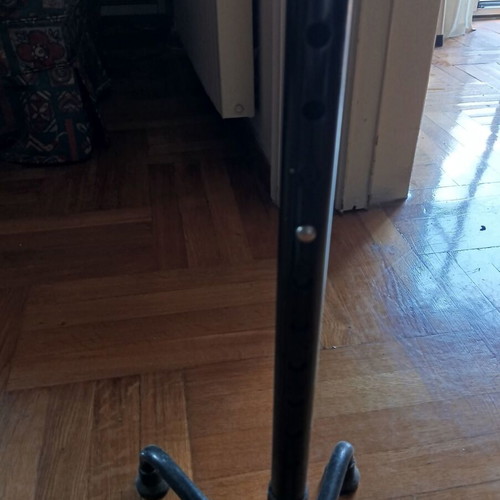 Walking cane with adjustable height like new
