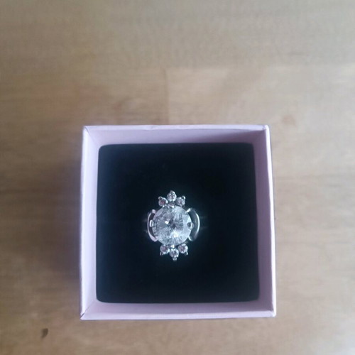 Silver ring 925 like new, impressive, diameter 1.8