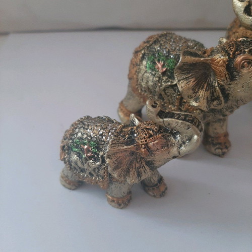Decorative elephants like new, set of 3 synthetic material with rhinestones