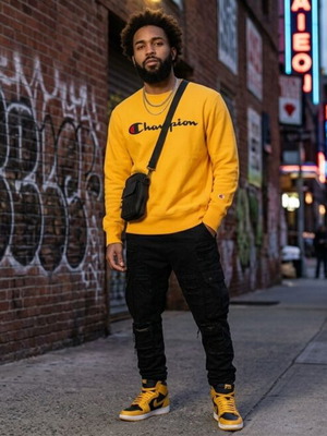 Champion Crewneck Shirt XL used, yellow