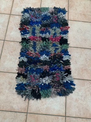 Handmade rag rug like new