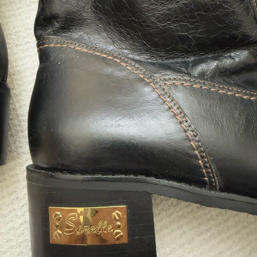 Sorelle black leather boots size 39 like new
