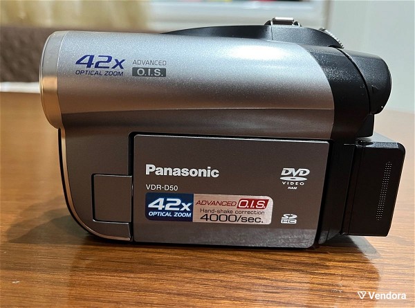  Videocamera Panasonic VDR-D50 elachista metachirismeni apsogi litourgika ke emfanisiaka polla extra