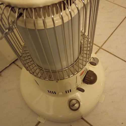 Kerosun Rainbow kerosene heater used, clean fuel
