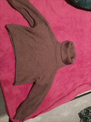 Brown wool sweater used, size M