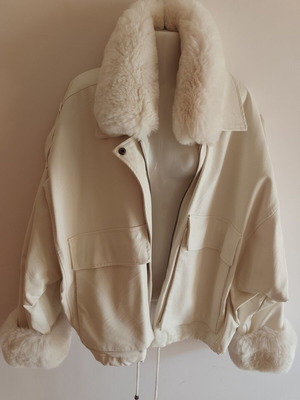 Cape jacket ivory color with soft fur lining, new