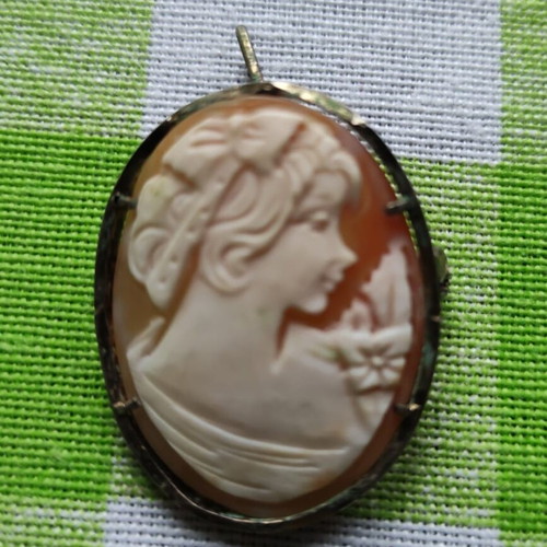 Antique Cameo brooch pendant used, well preserved, from Italy