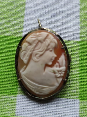 Antique Cameo brooch pendant used, well preserved, from Italy