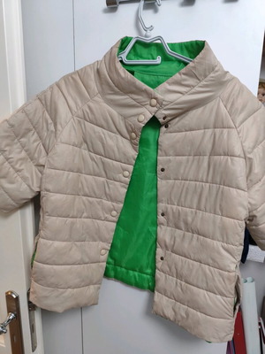 Light jacket like new, size L, with short sleeves