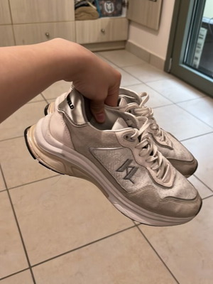 Παπούτσια Karl Lagerfeld αθλητικά μεταχειρισμένα, άσπρα και γκρι μέγεθος 36