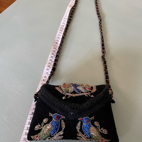 Boho Zara shoulder bag like new with velvet and embossed embroidery