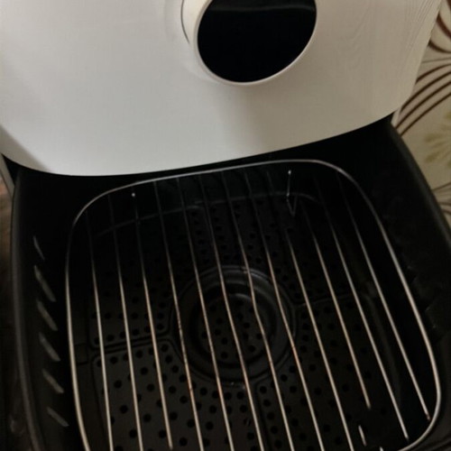 Air Fryer 3.5lt with Wi-Fi used, white