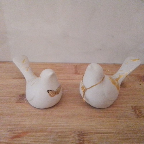 Plaster Birds New, Set of 2, 11cm with Gold Decorations