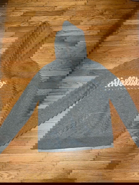 φούτερ γκρι από hollister