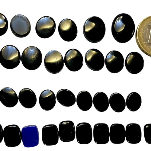 Black Onyx stones like new, pack N17 with 49 pieces