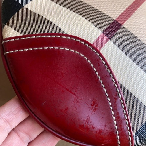 Burberry women's crossbody bag used