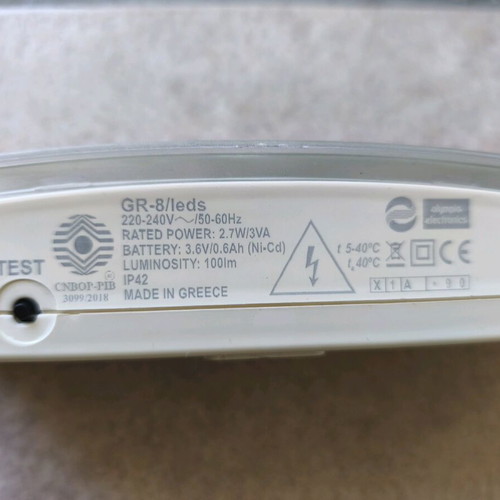 Olympia Electronics safety light used with functional battery