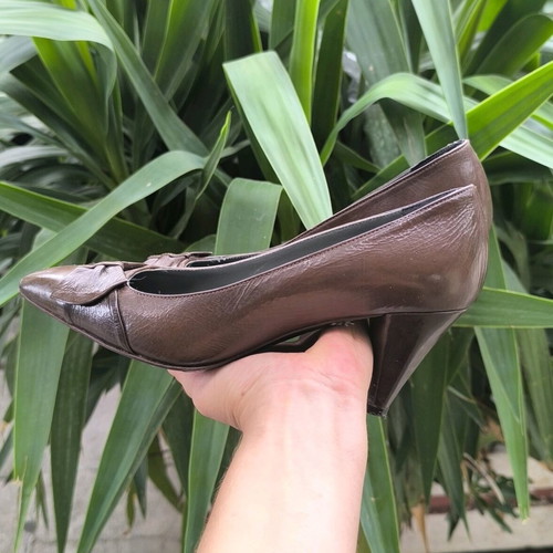 J. Burnazos 7 cm leather pumps like new, brown, size 37