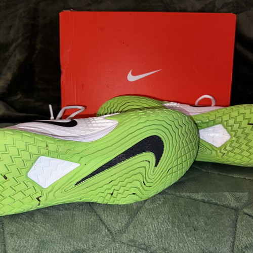 Nike Court Zoom Vapor Cage 4 Rafa tennis shoes like new, size 45