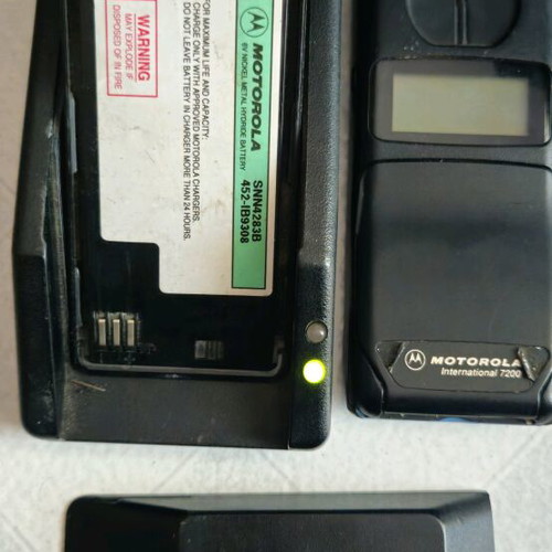 Motorola 7200 used with 2 batteries and charging base