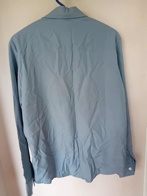 Gray shirt XL like new, 100% polyester