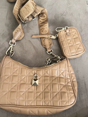 Michael Kors crossbody bag leather beige like new