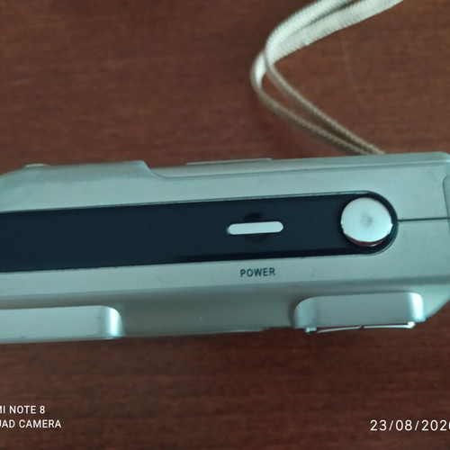 Jenoptik JD 4.1 M digital camera with 3x optical zoom