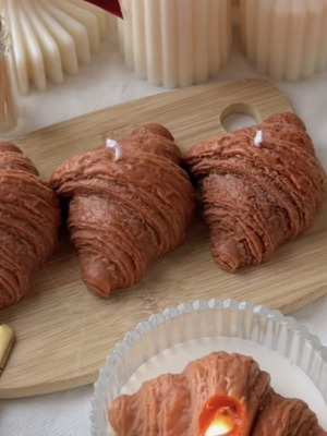 Croissant scented candles pack of 3, new