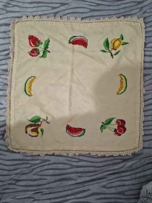 Handmade table runner used, excellent condition