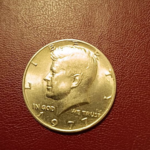 USA Kennedy half dollar 1977 like new