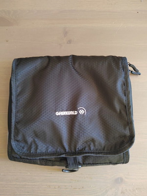 Grunwald Hanging Travel Toiletry Bag like new, black
