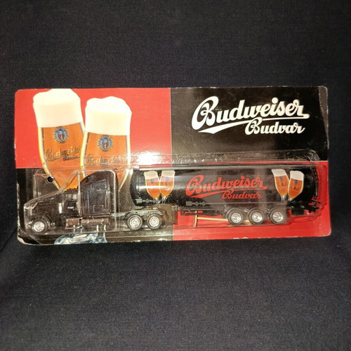 Die Cast Budweiser Truck like new, sealed