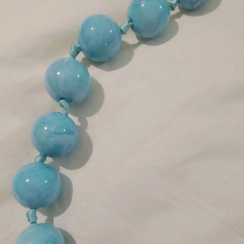 Vintage necklace authentic Dec 50 with pearls in pastel colors new